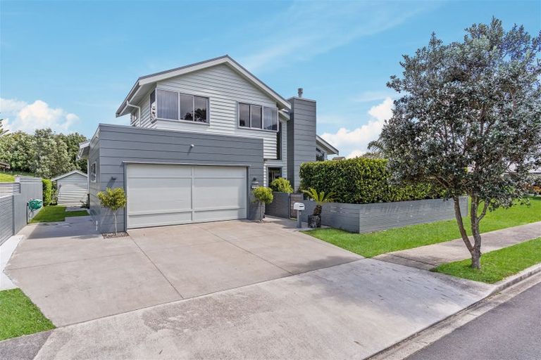 Photo of property in 7 Ian Place, Waihi Beach, 3611