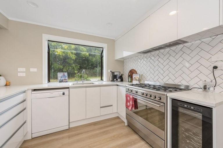 Photo of property in 4 Tupelo Street, Pukete, Hamilton, 3200