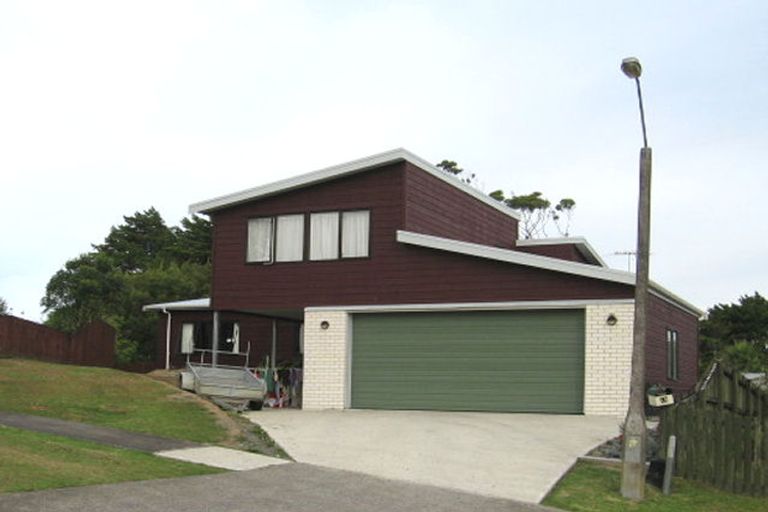 Photo of property in 15 Mona Vale, West Harbour, Auckland, 0618