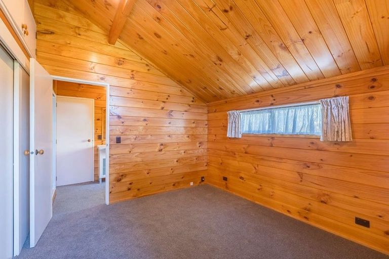 Photo of property in 6 Frimley Terrace, Waikanae Beach, Waikanae, 5036