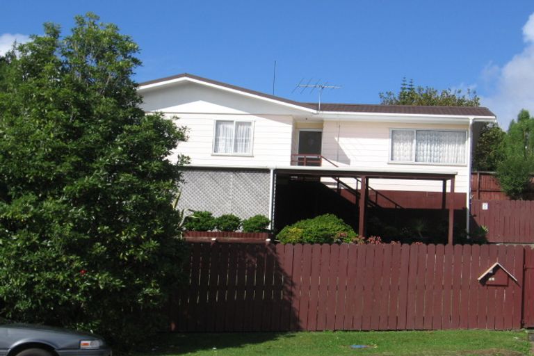 Photo of property in 22 Styca Place, Sunnyvale, Auckland, 0612