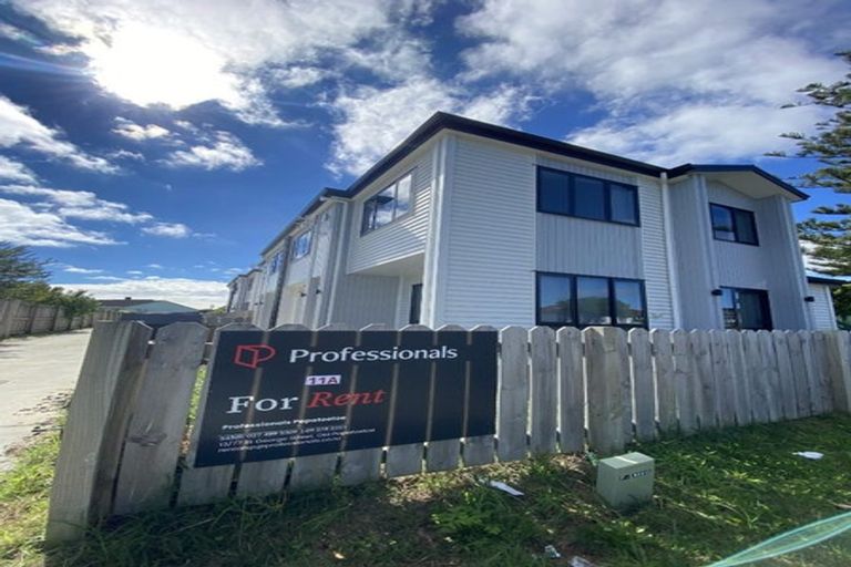 Photo of property in 11a Wimpey Street, Mangere, Auckland, 2022