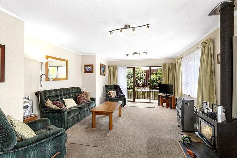 Photo of property in 66c Main Road, Titahi Bay, Porirua, 5022