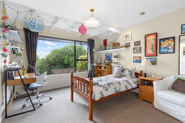 Photo of property in 26 Woodside Common, Westmorland, Christchurch, 8025