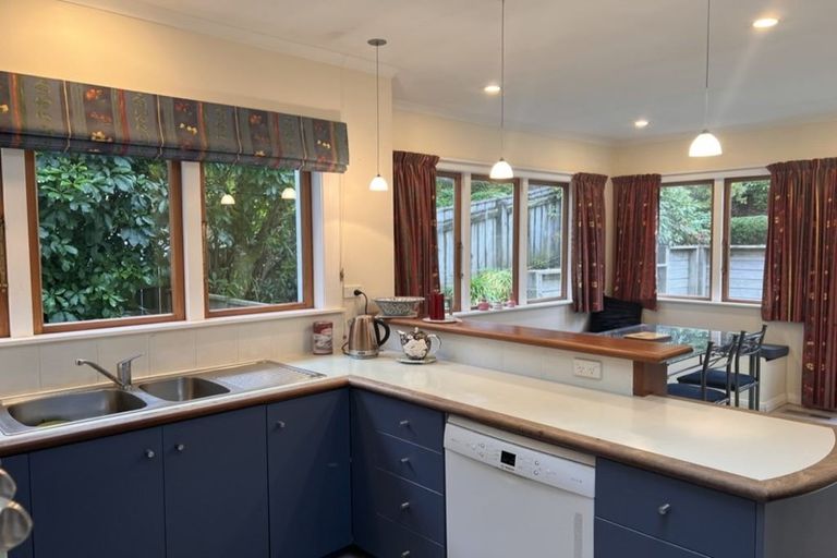 Photo of property in 4 Newcombe Crescent, Karori, Wellington, 6012