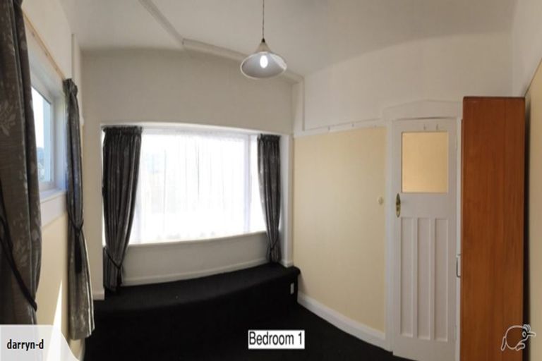 Photo of property in 4/7 Claremont Grove, Mount Victoria, Wellington, 6011