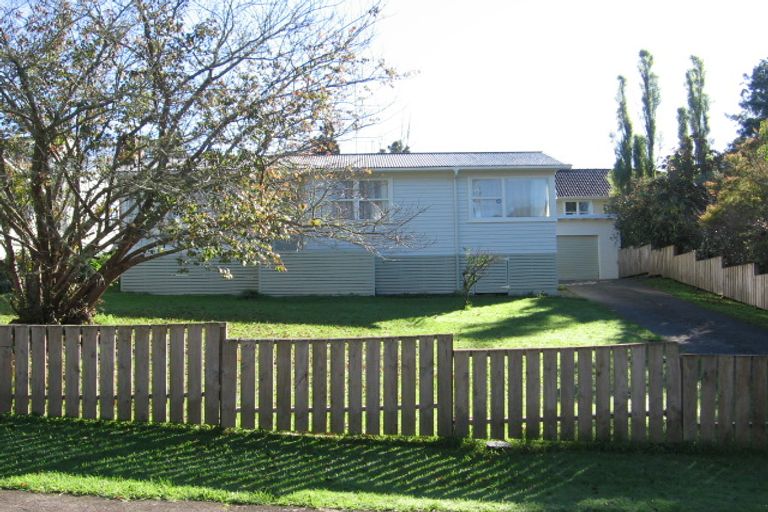 property-details-for-5-mariana-place-glen-eden-auckland-0602