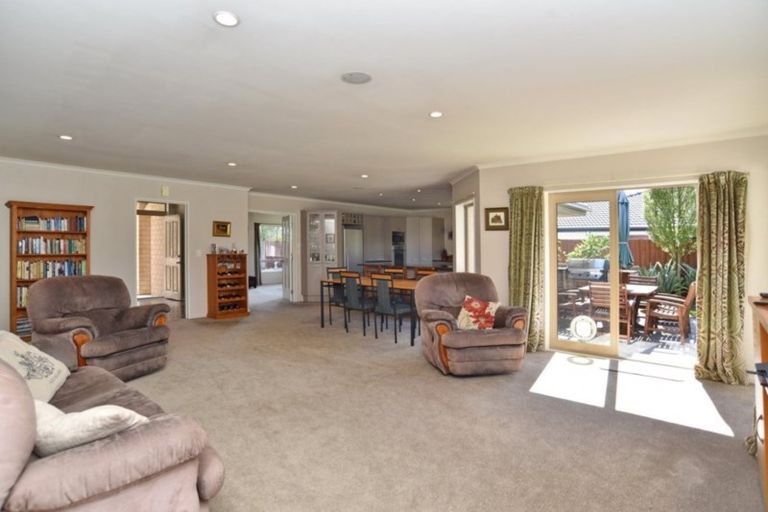 Photo of property in 8 James Drive, Woodend, 7610