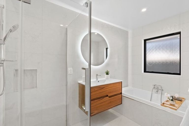 Photo of property in 5 Olearia Lane, Halswell, Christchurch, 8025