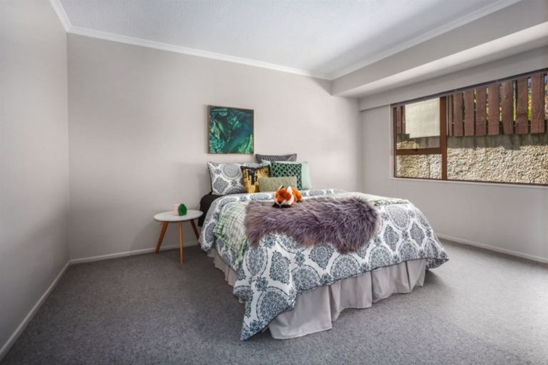 Photo of property in 6 Romesdale Road, Papakowhai, Porirua, 5024