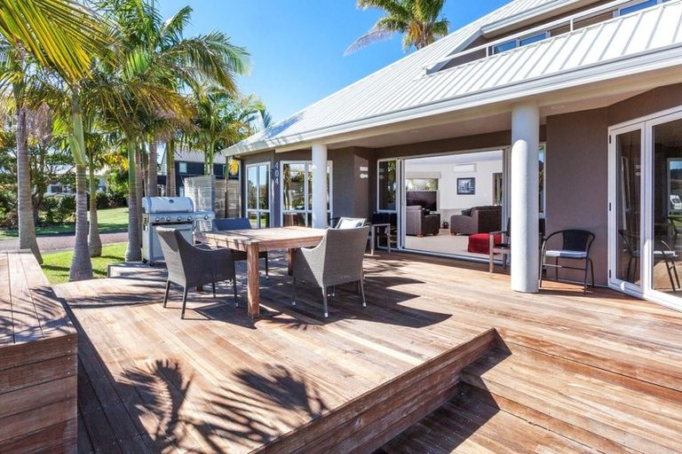 Photo of property in 404 Waterways Parade, Pauanui, Hikuai, 3579