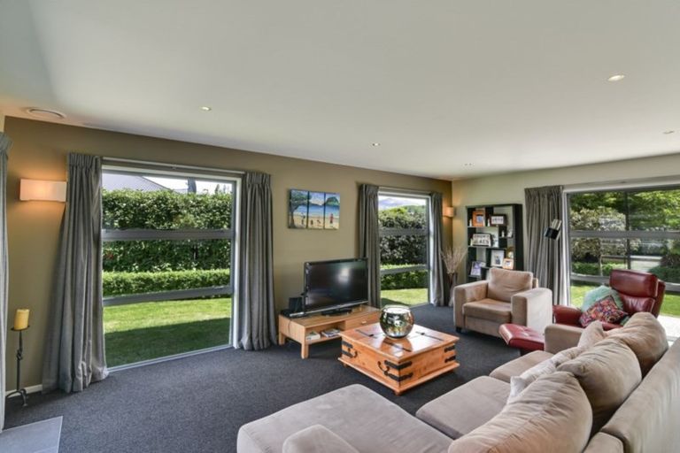 Photo of property in 4 Herries Lane, Lake Hayes, Queenstown, 9304