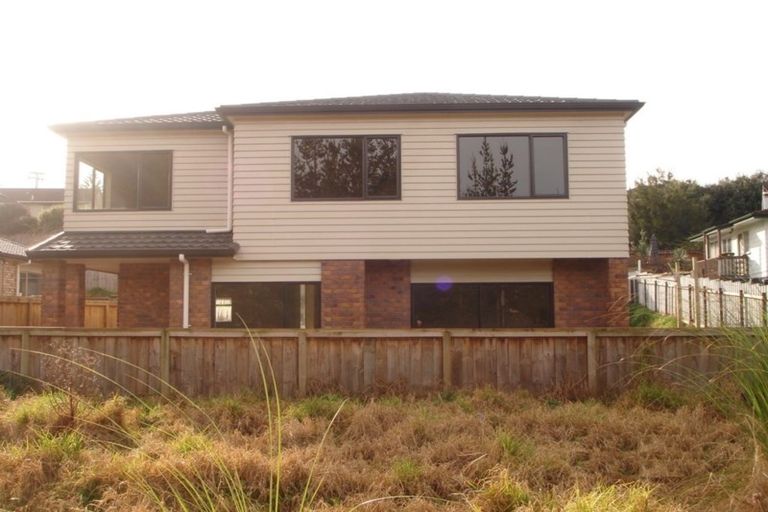 Photo of property in 64b Peverill Crescent, Papatoetoe, Auckland, 2025