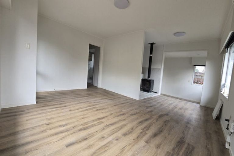 Photo of property in 28 Glynnbrooke Street, Te Atatu South, Auckland, 0610