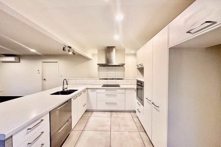 Photo of property in 21 Kelvin Road, Papakura, 2110