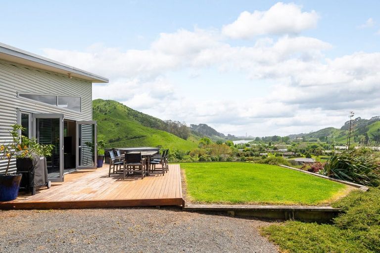 Photo of property in 39 Parker Road, Huntly, 3771