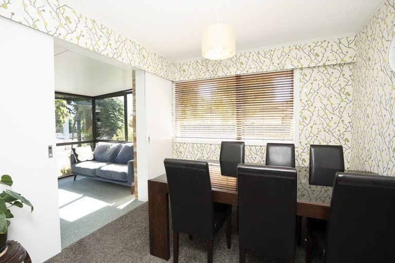 Photo of property in 9 Gerrand Place, Chedworth, Hamilton, 3210