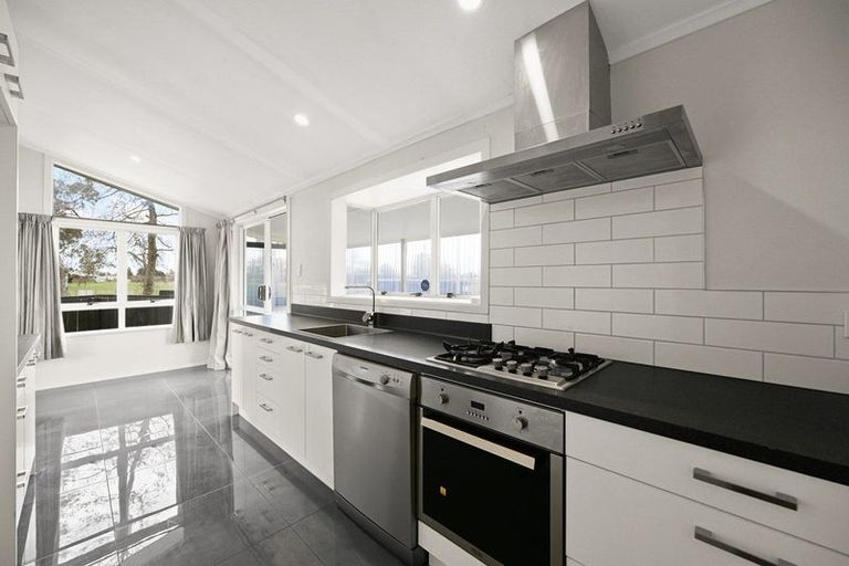 Photo of property in 28 Filmer Place, Melville, Hamilton, 3206