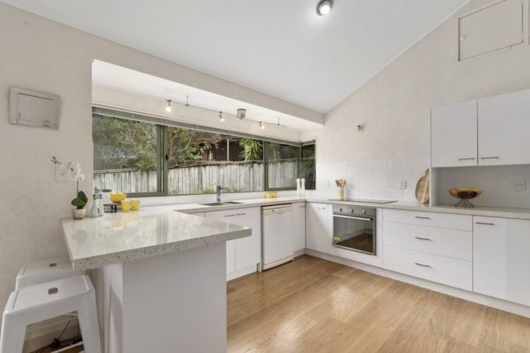 Photo of property in 41 Westpark Drive, West Harbour, Auckland, 0618