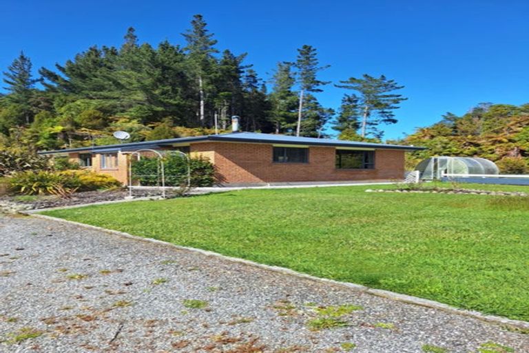 Photo of property in 228 Blue Spur Road, Blue Spur, Hokitika, 7882