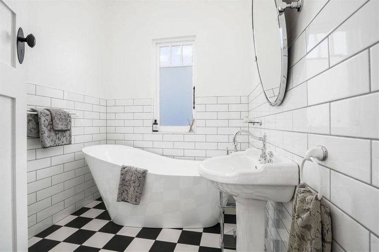 Photo of property in 8 Stanley Street, Claudelands, Hamilton, 3214