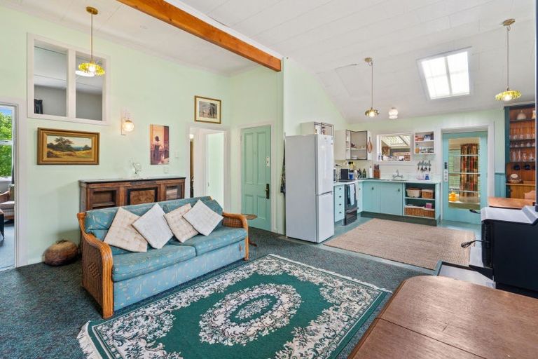 Photo of property in 21 Peel Street, Lawrence, 9532