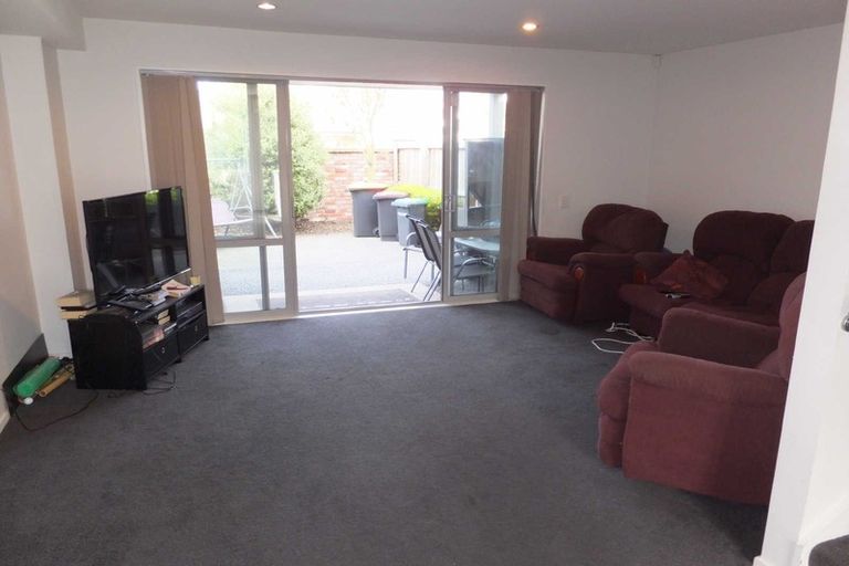 Photo of property in 17 Antrim Street, Sydenham, Christchurch, 8023
