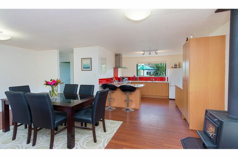 Photo of property in 4 Jenny Lane, Waiuku, 2123