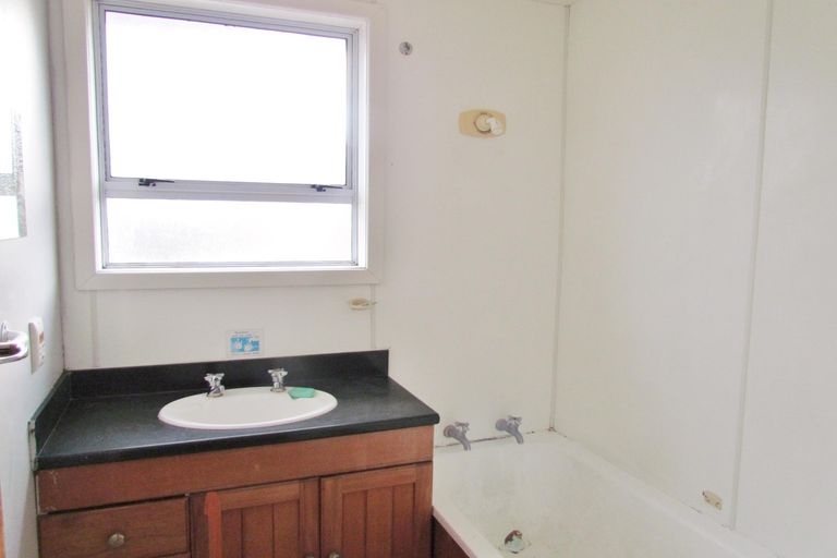 Photo of property in 79 River Road, Masterton, 5810