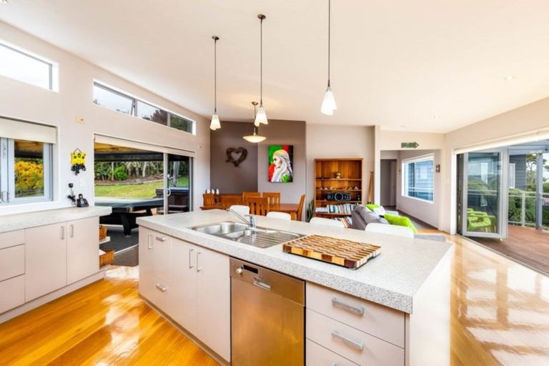 Photo of property in 29 Brampton Road, Snells Beach, 0920