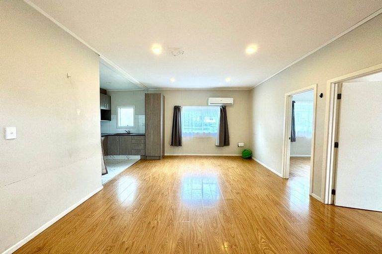 Photo of property in 38 Buller Crescent, Manurewa, Auckland, 2102