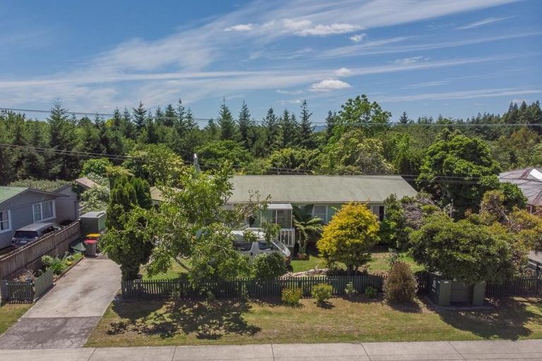 Photo of property in 43 Edmund Road, Mangakakahi, Rotorua, 3015