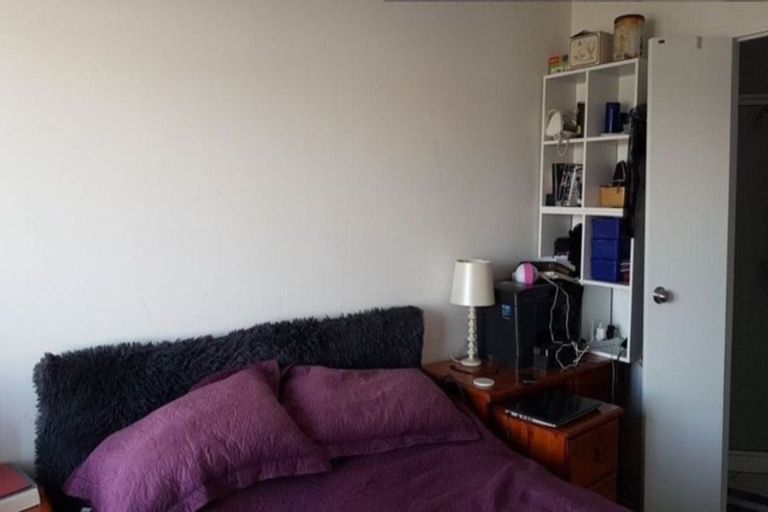 Photo of property in 3k/10 Crown Lynn Place, New Lynn, Auckland, 0600