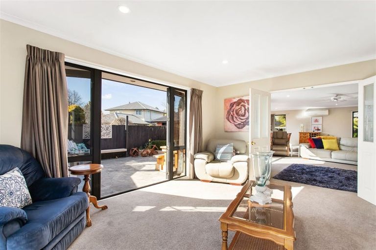 Photo of property in 2 Kimbrace Place, Belfast, Christchurch, 8051