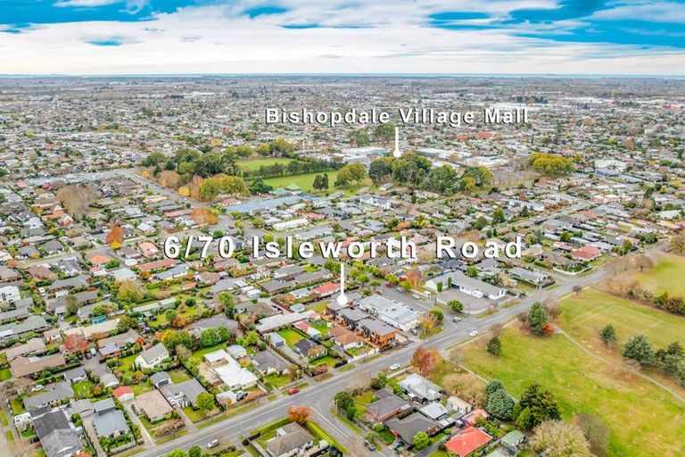 Photo of property in 6/70 Isleworth Road, Bishopdale, Christchurch, 8053