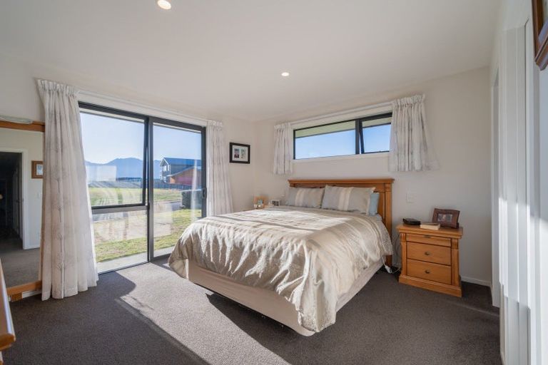 Photo of property in 24 Burnby Drive, Te Anau, 9679
