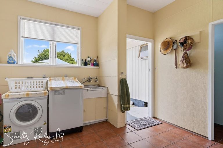 Photo of property in 218 State Highway 12, Brynderwyn, Maungaturoto, 0587