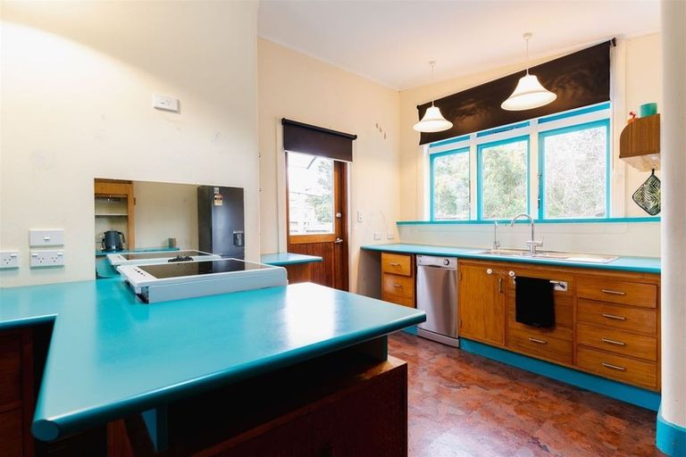 Photo of property in 50 Walter Street, The Glen, Dunedin, 9011