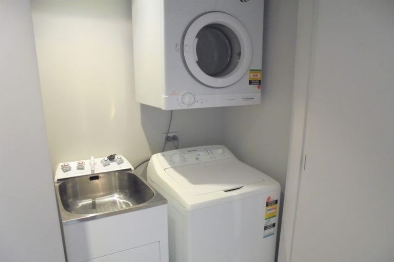 Photo of property in Piermont Apartments, 4h/82 Cable Street, Te Aro, Wellington, 6011