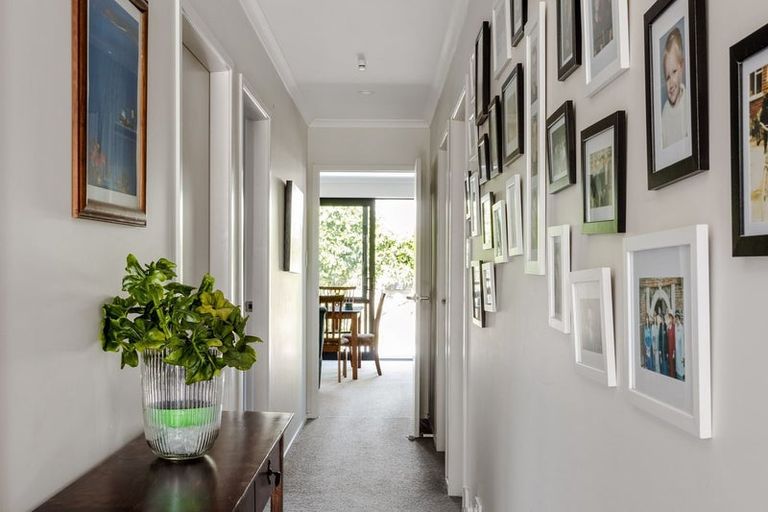 Photo of property in 22 Bridle Way, Omokoroa, 3114