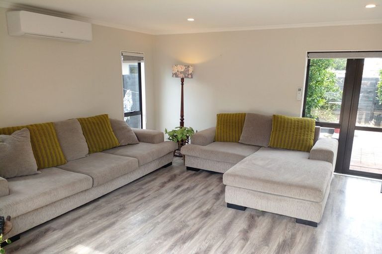 Photo of property in 47 Nielsen Gardens, Rototuna, Hamilton, 3210