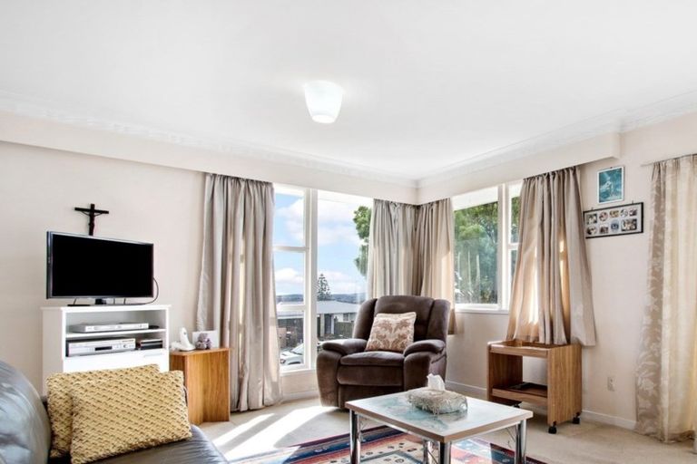 Photo of property in 1/9 Landop Terrace, Howick, Auckland, 2014
