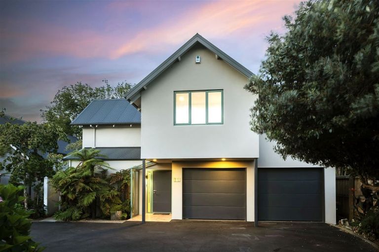 Photo of property in 16 Ngahere Street, Fendalton, Christchurch, 8041