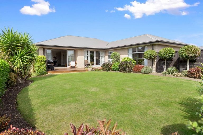 Photo of property in 7 Seaward Street, Pegasus, 7612