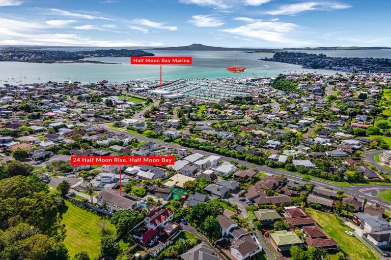 Photo of property in 24 Half Moon Rise, Half Moon Bay, Auckland, 2012
