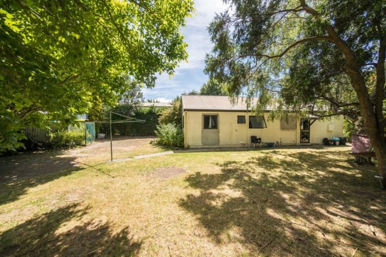 Photo of property in 5 Kowhai Drive, Wanaka, 9305