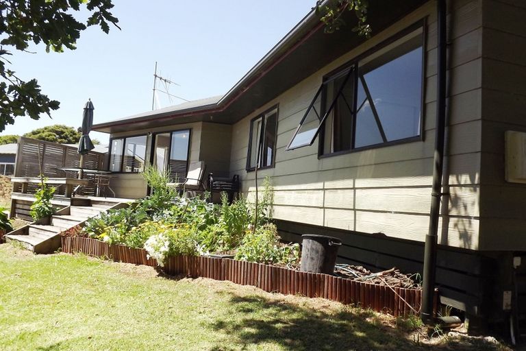Photo of property in 9a Cross Street, Raglan, 3225