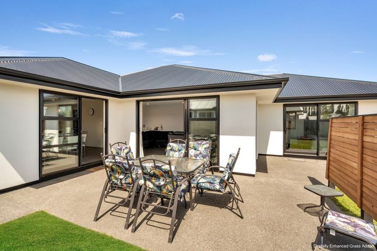 Photo of property in 35 Mcquillan Avenue, Woodend, 7610