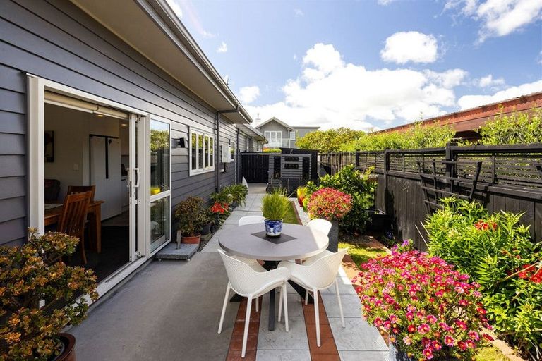 Photo of property in 11 Tucker Close, Leamington, Cambridge, 3432