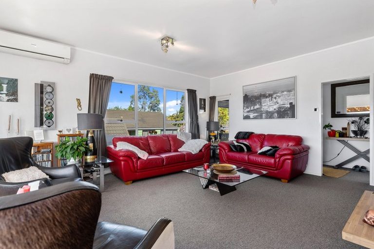 Photo of property in 33 Mountain Road, Western Heights, Rotorua, 3015